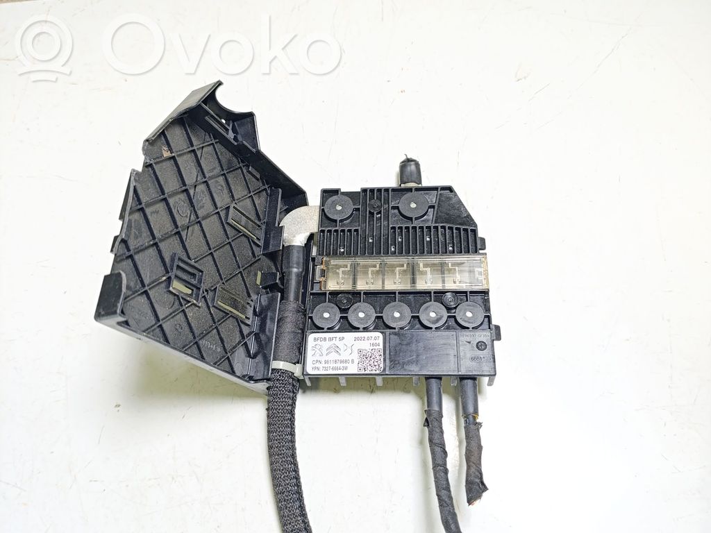 Peugeot 3008 II Fuse box set 