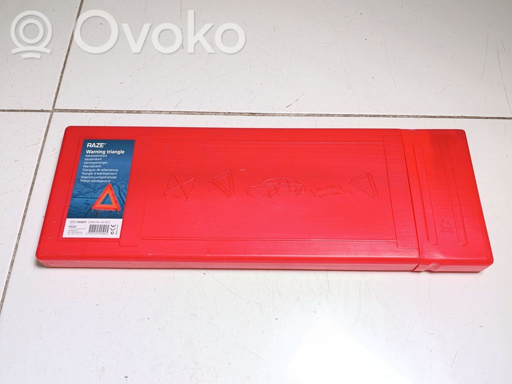 Skoda Fabia Mk3 (NJ) Emergency warning sign 
