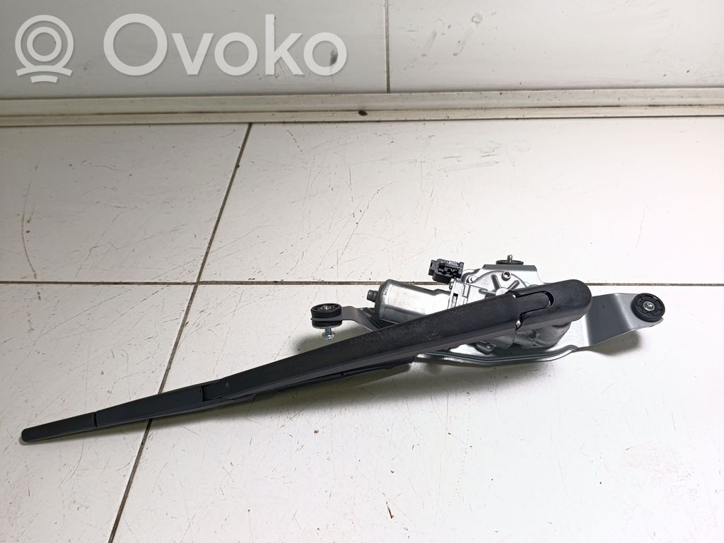 Mazda 3 III Rear window wiper motor 