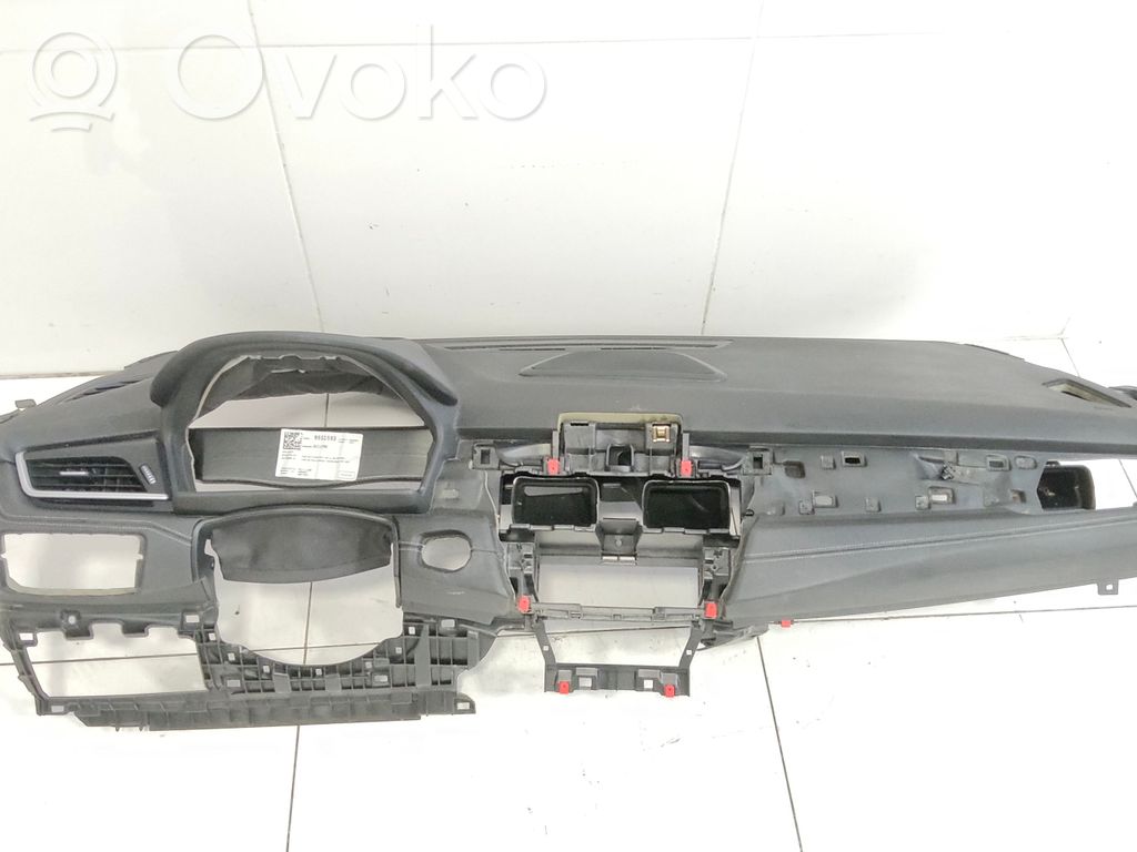 BMW 2 F45 Panelė 