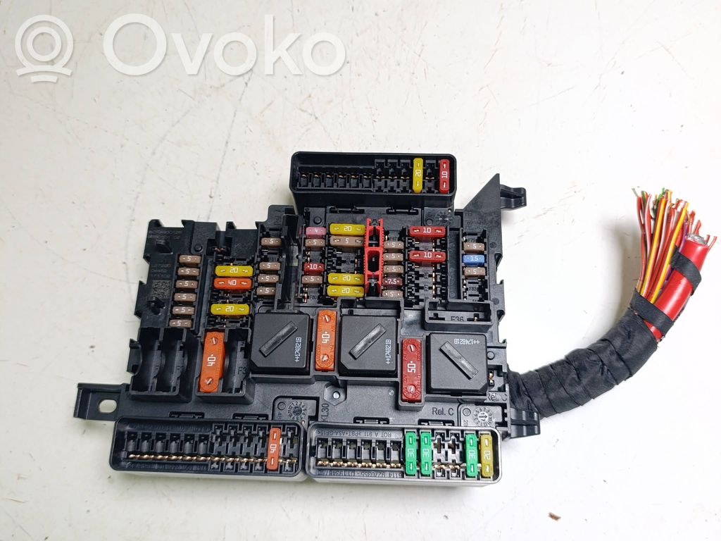 BMW X1 F48 F49 Sulakemoduuli 