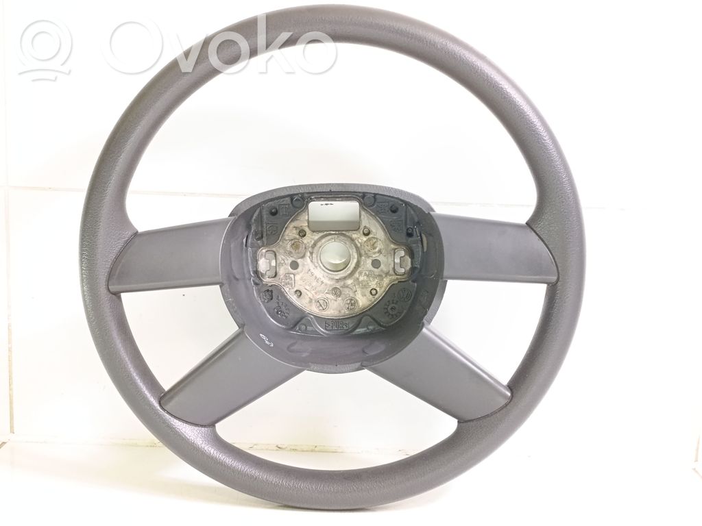 Volkswagen Golf V Lenkrad 