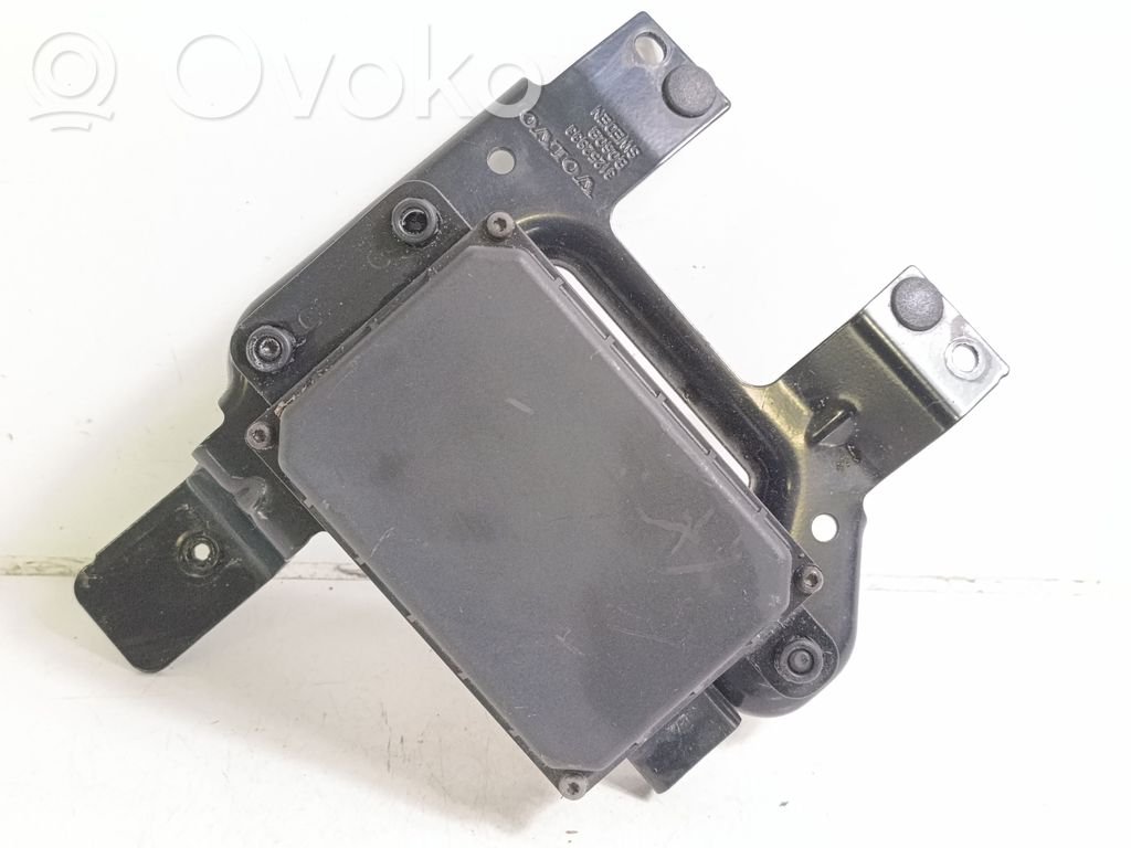 Volvo V60 Distronic sensor radar 