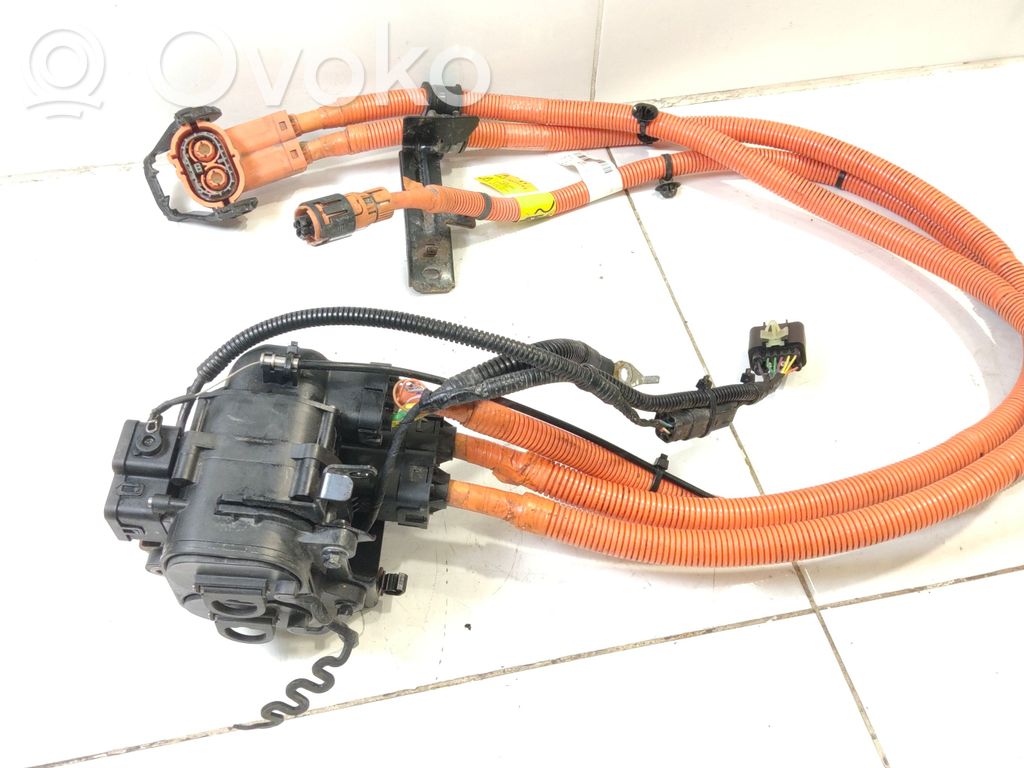Maxus Euniq 6 Sähköauton latauskaapeli 
