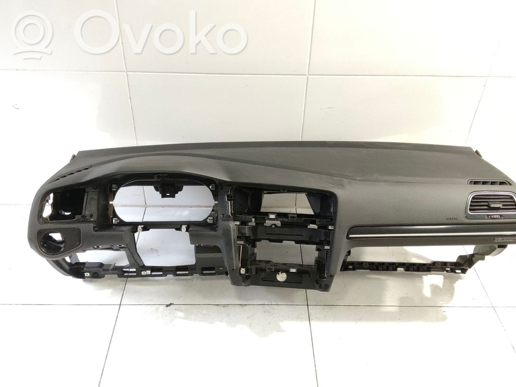 Deska rozdzielcza   5G1858295B