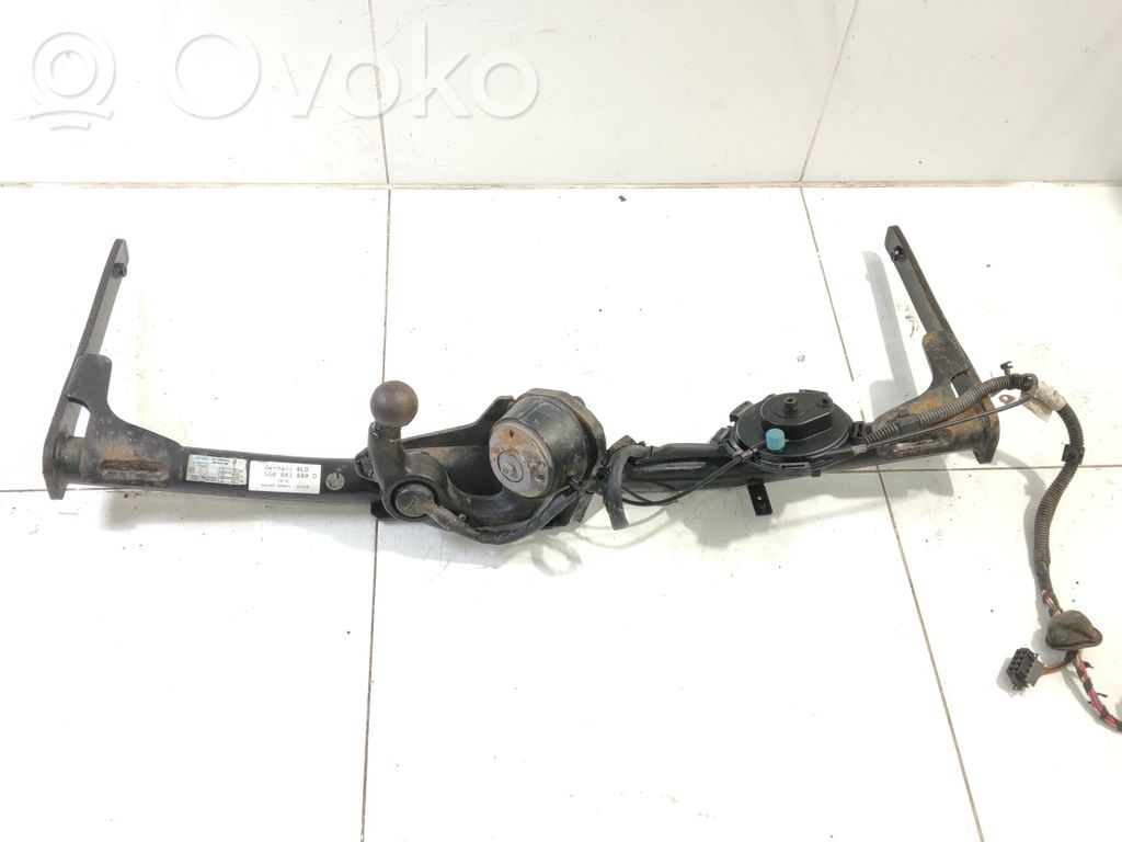 Volkswagen Golf VII Set bară remorcare 