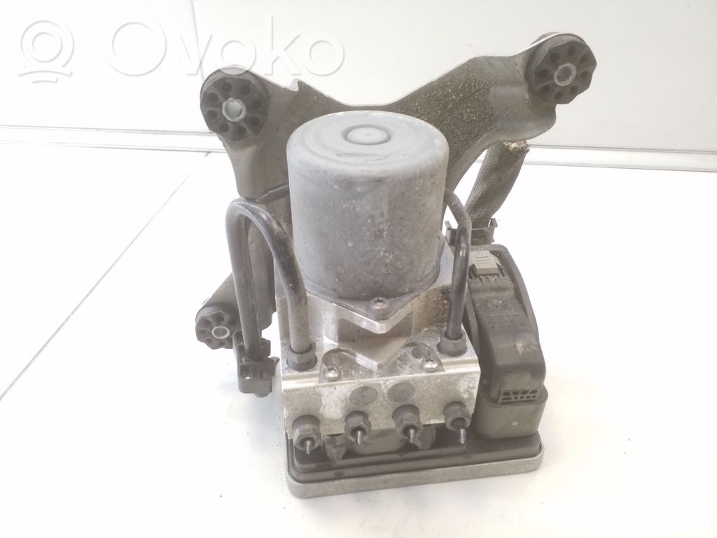BMW 5 G30 G31 G38 ABS-pumppu