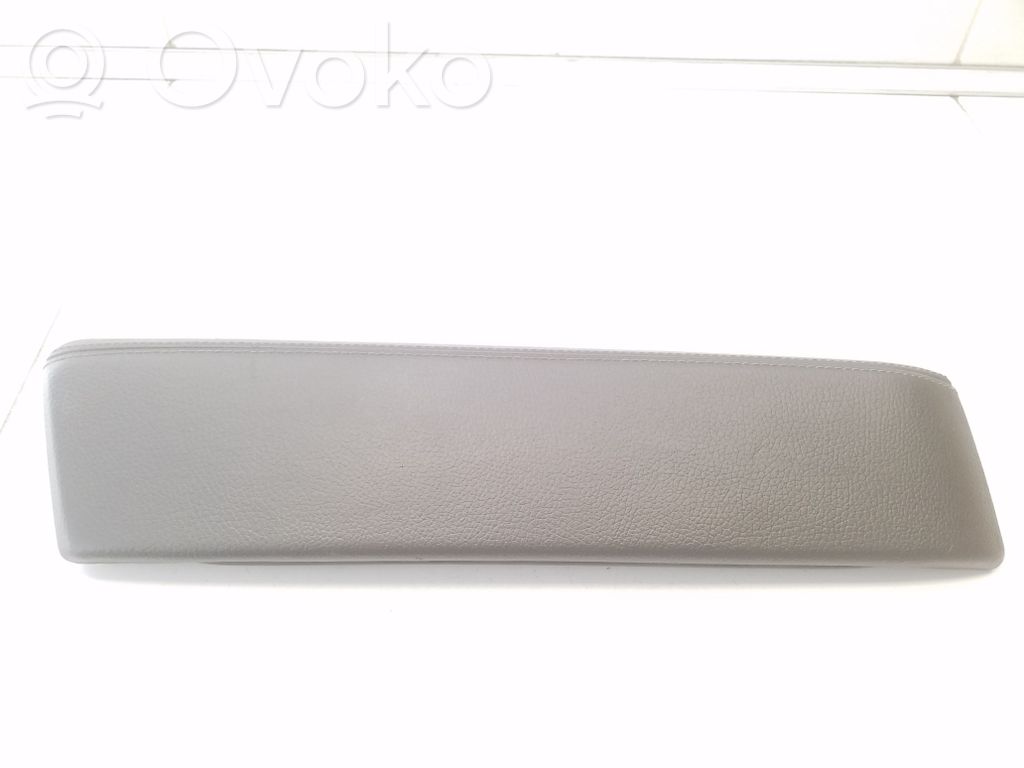 BMW 5 G30 G31 G38 Bracciolo