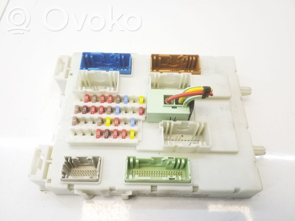 Volvo V40 Comfort/convenience module 
