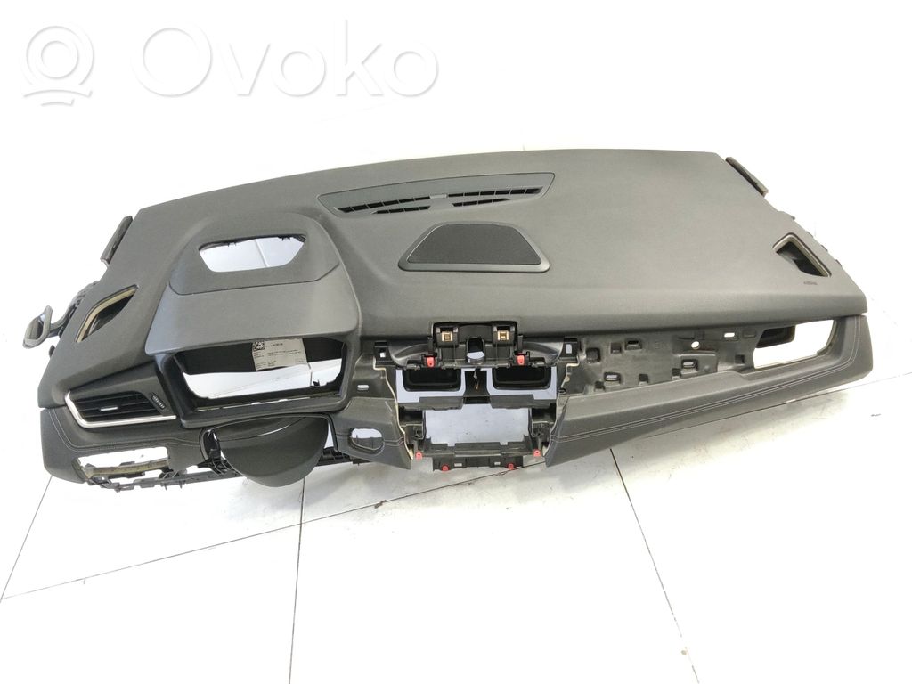 BMW 2 F45 Panelė 