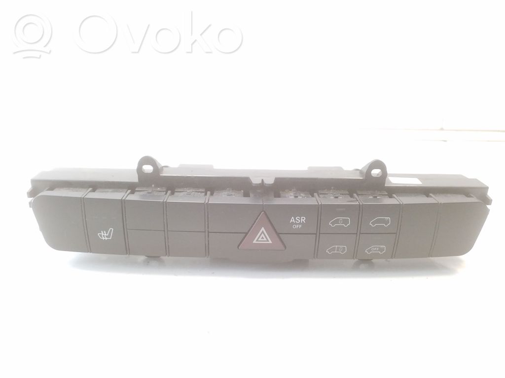 Mercedes-Benz Vito Viano W639 Przycisk świateł awaryjnych