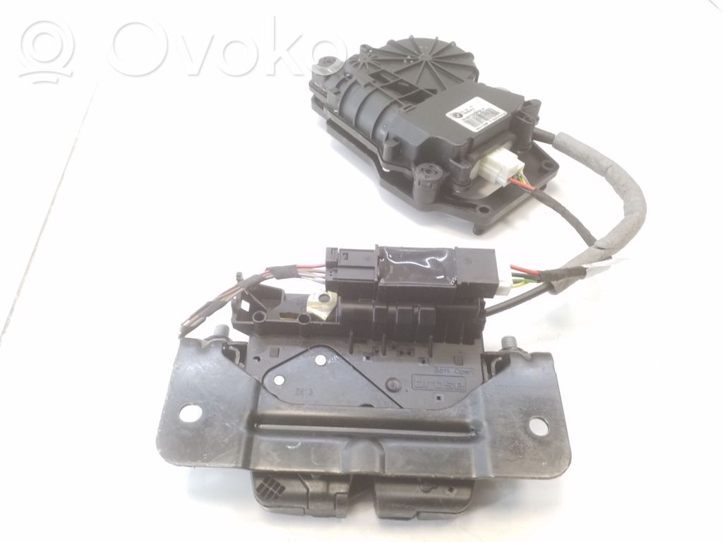 BMW 5 F10 F11 Zamek klapy tylnej / bagażnika 