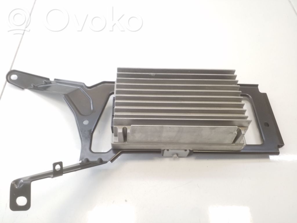 BMW 1 F20 F21 Amplificatore