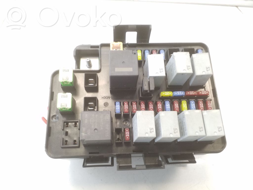 NIO ES8 Modul siguranțe 