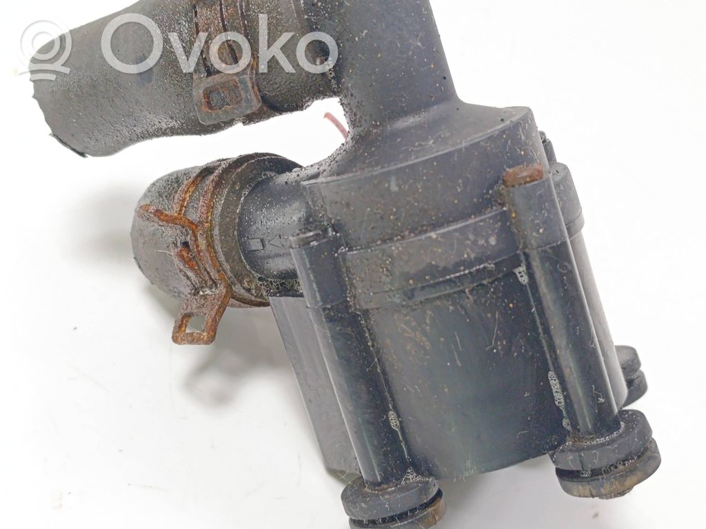 BMW 5 F10 F11 Pompa cyrkulacji / obiegu wody