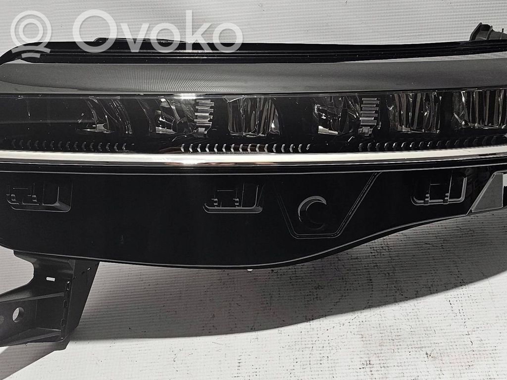 Renault Megane E-Tech Headlight/headlamp 