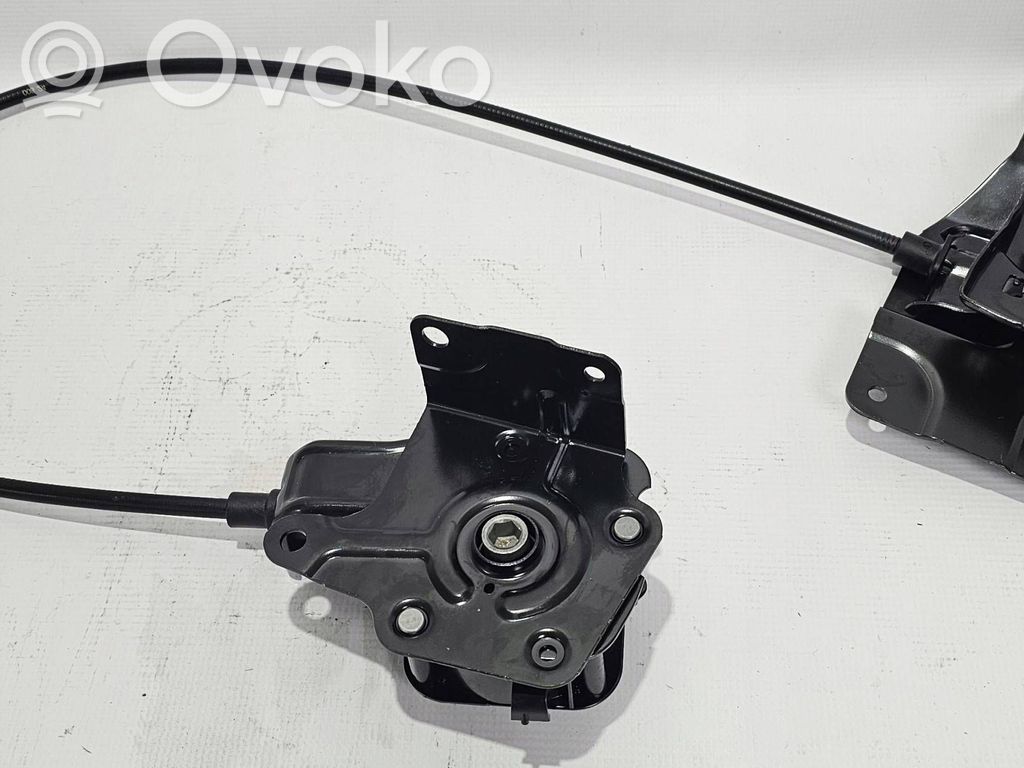 Renault Master III Spare wheel mounting bracket 
