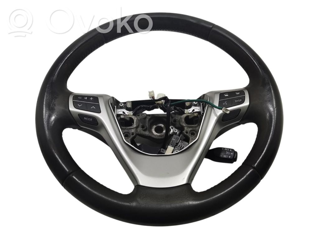 Toyota Corolla Verso E121 Ohjauspyörä 