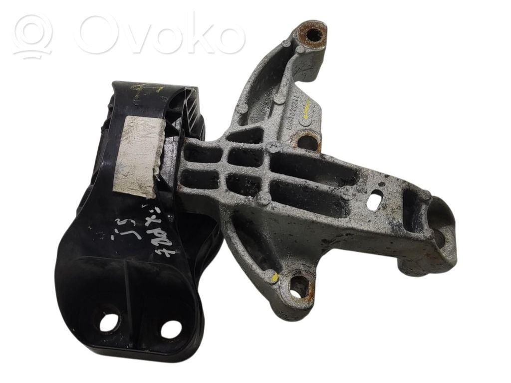 Renault Express Engine mount vacuum valve 