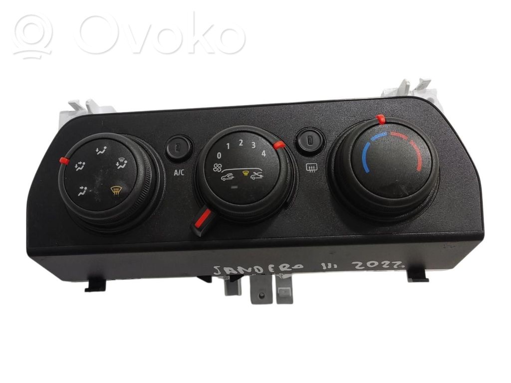 Dacia Sandero III Climate control unit 