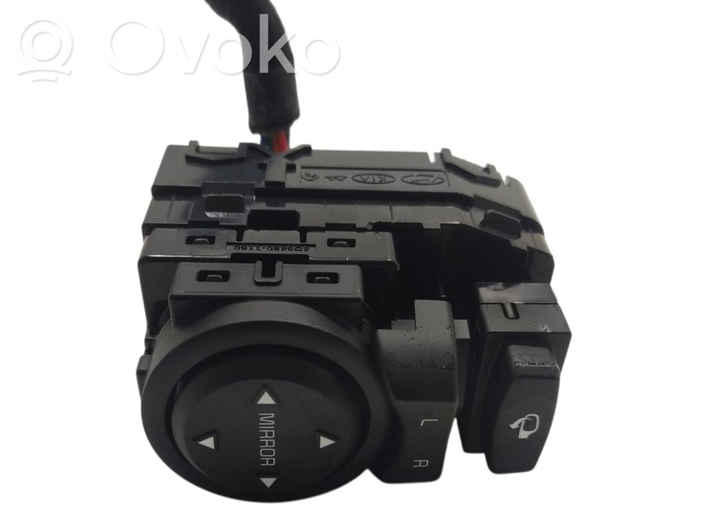 KIA Stonic Interruptor del espejo lateral 
