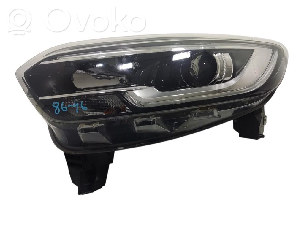 Renault Kadjar Headlight/headlamp 