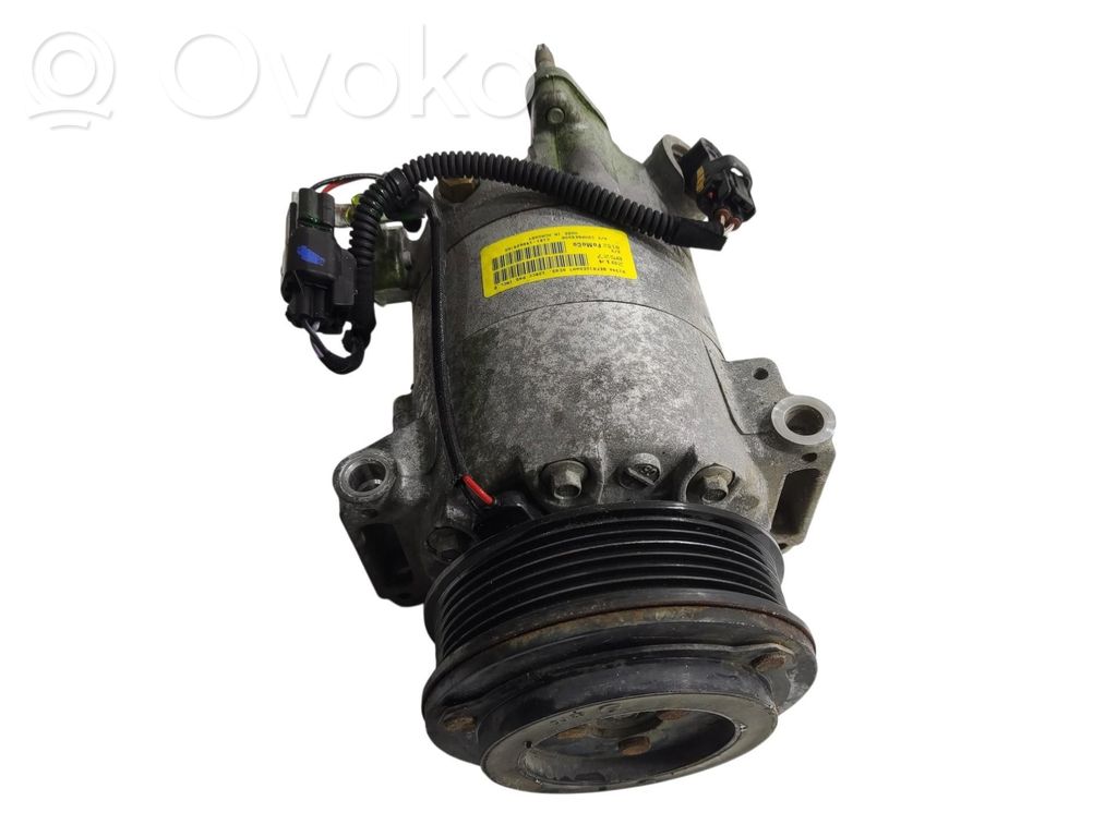 Ford Fiesta Ilmastointilaitteen kompressorin pumppu (A/C) 