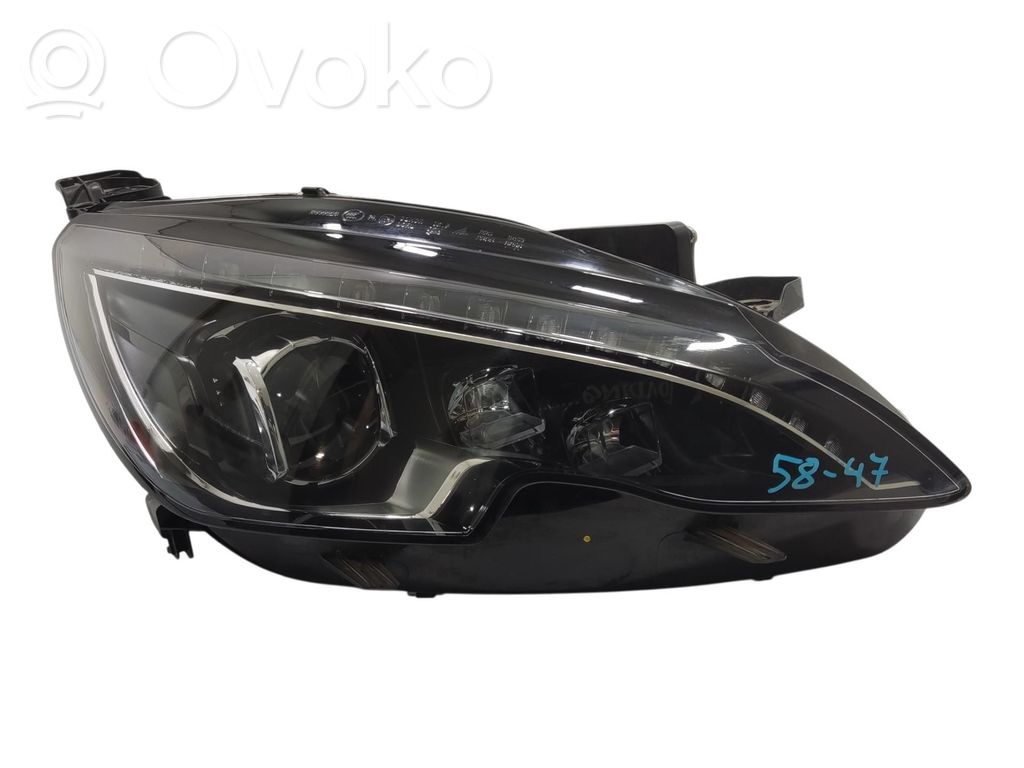 Peugeot 308 Lampa przednia 
