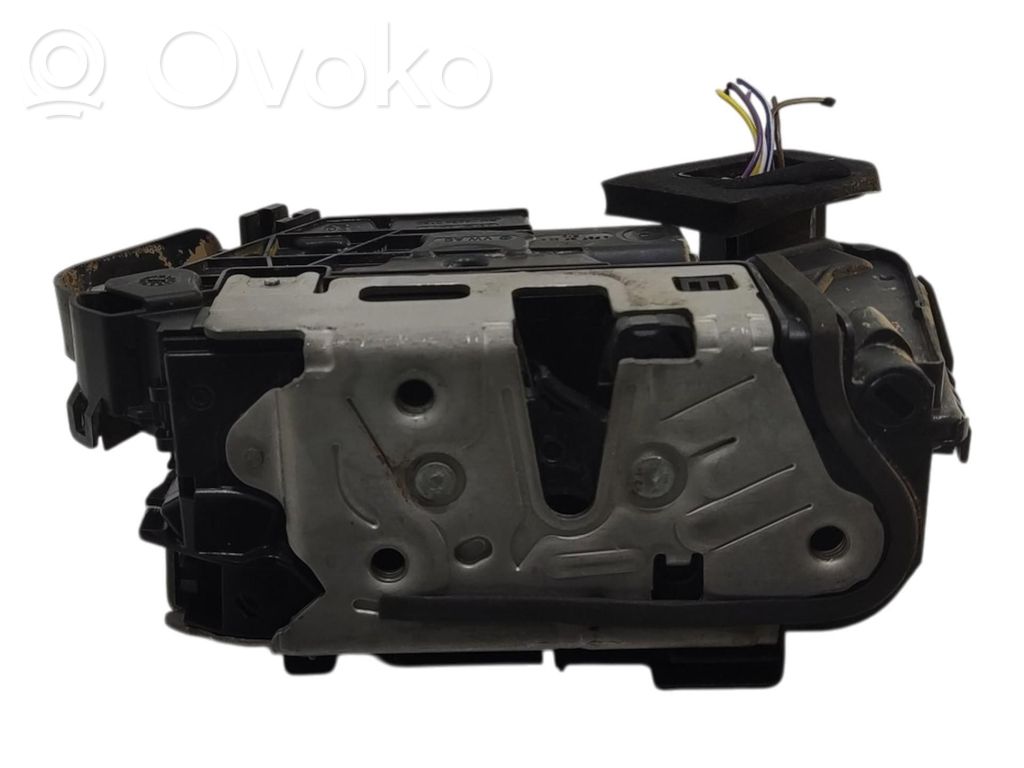 Volkswagen Polo VI Etuoven lukko 