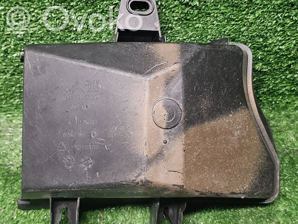 Citroen Berlingo Radiator trim 