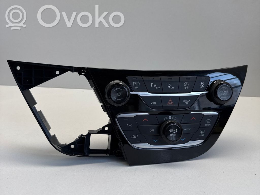 Chrysler Pacifica Climate control unit 