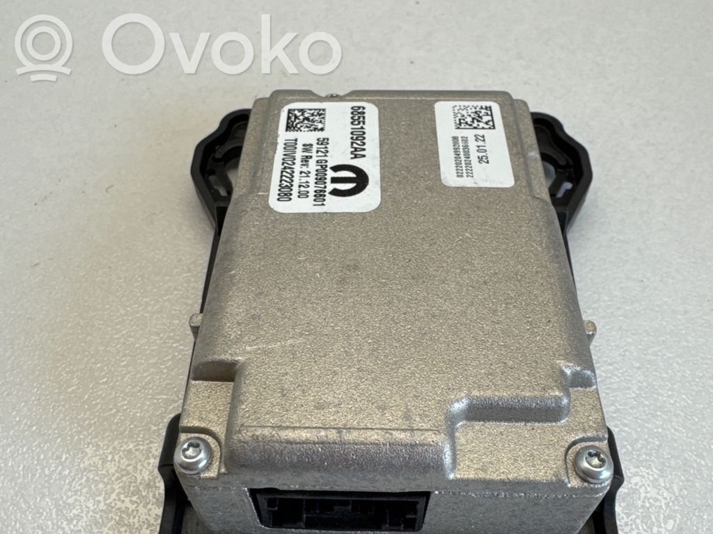Chrysler Pacifica Windshield/windscreen camera 