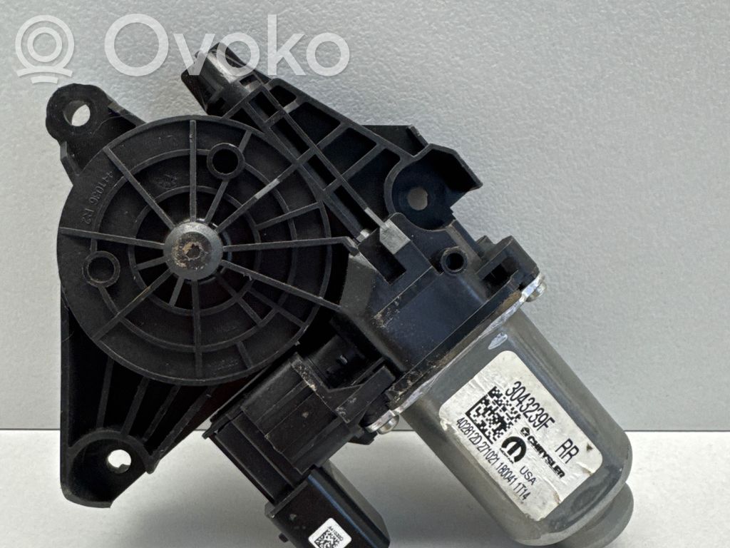 Regulador de puerta trasera con motor   3043239F,402812D,1800411T14