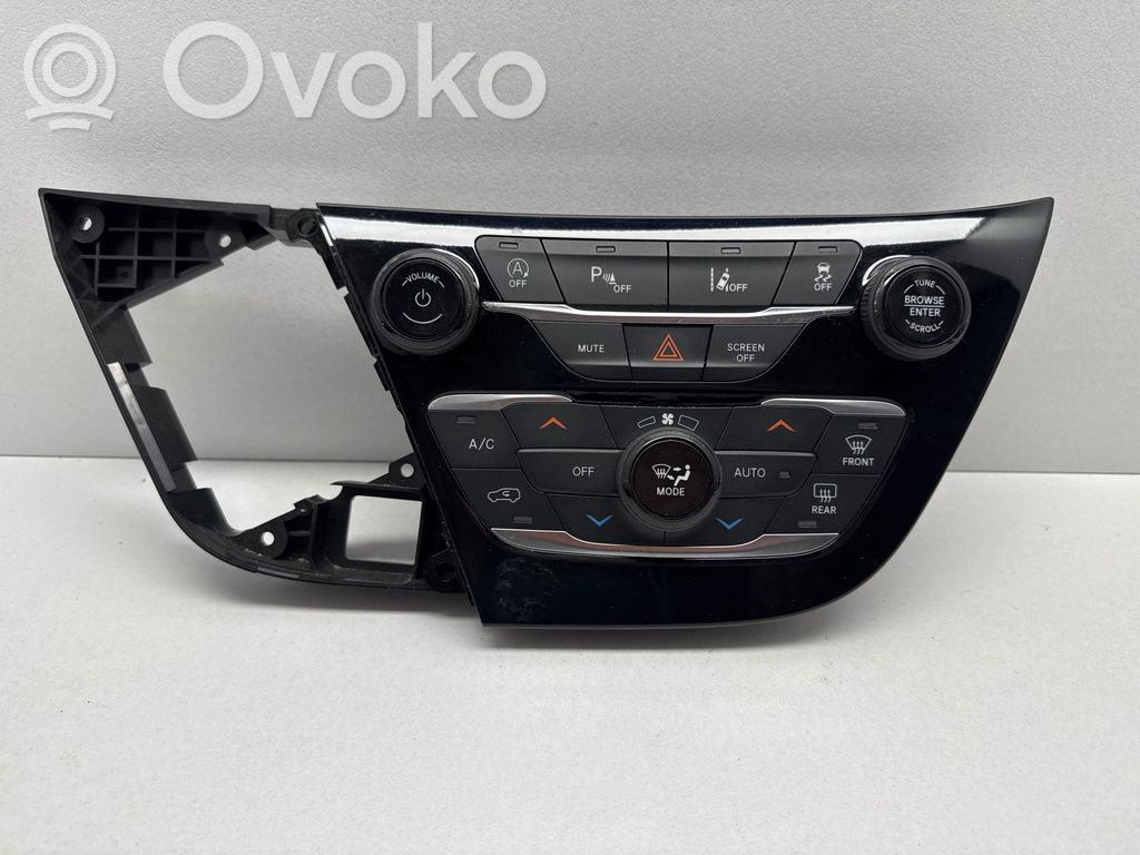 Climate control unit   P6XY191X8AA,T008110212