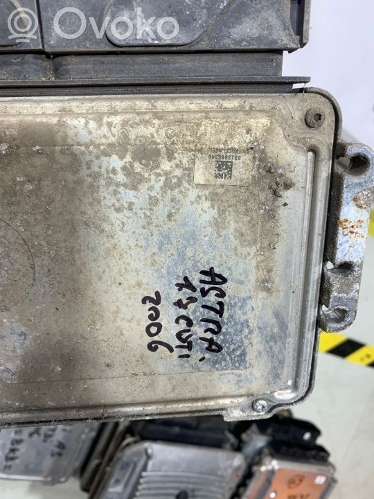 Opel Astra H Engine control unit/module ECU 