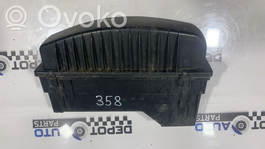 Peugeot 207 Air filter box 
