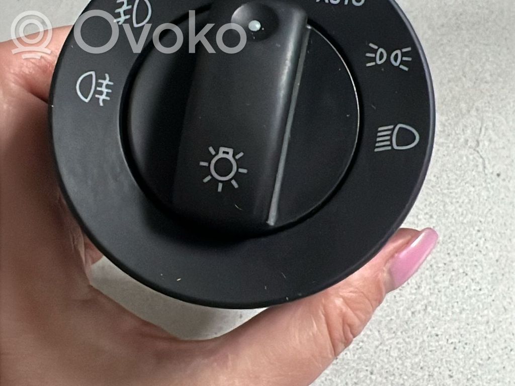 Seat Exeo (3R) Light switch 