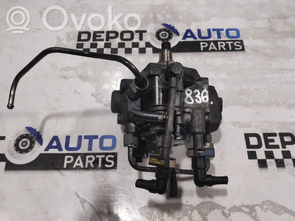 Opel Astra J Degvielas sūknis 