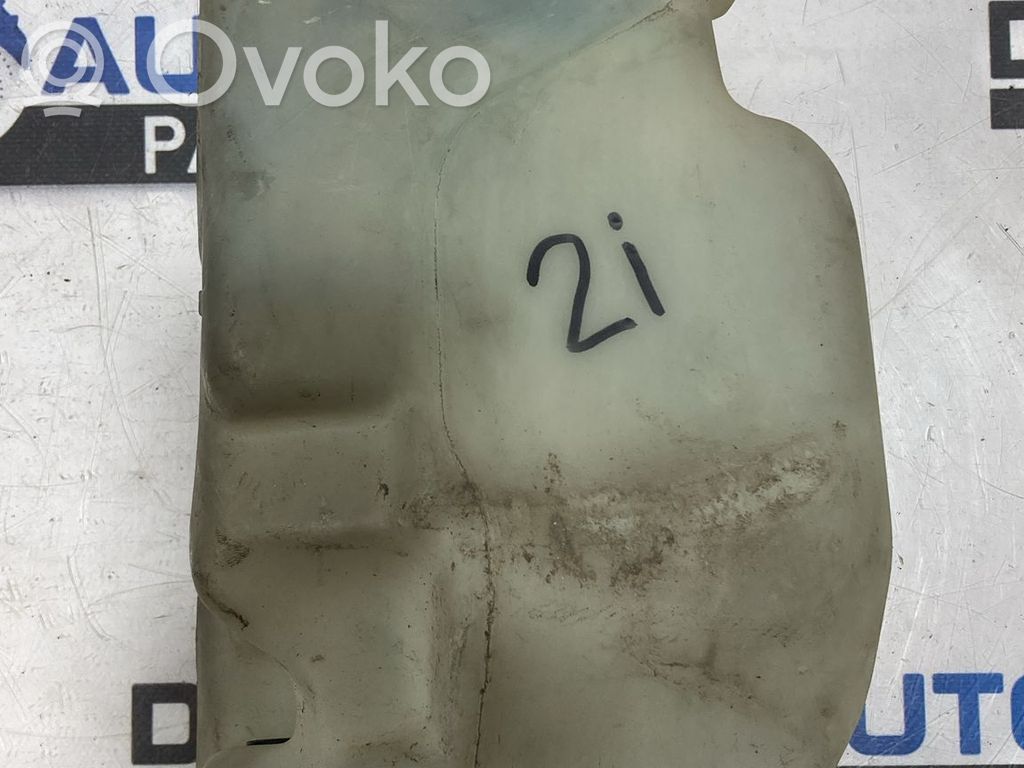 Volkswagen Bora Windshield washer fluid reservoir/tank 