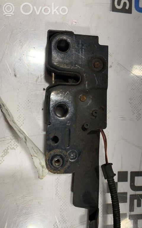 Volkswagen Jetta V Engine bonnet/hood lock/catch 