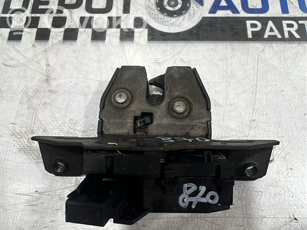 Opel Astra J Serrure de loquet coffre 