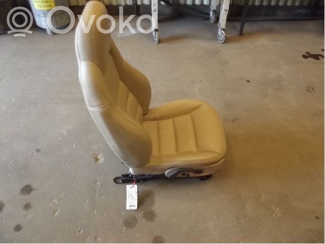 Chevrolet Corvette Etumatkustajan istuin 