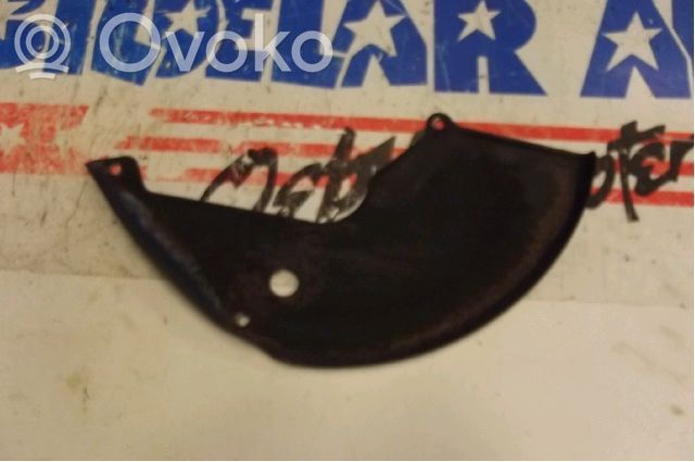 Front brake disc dust cover plate