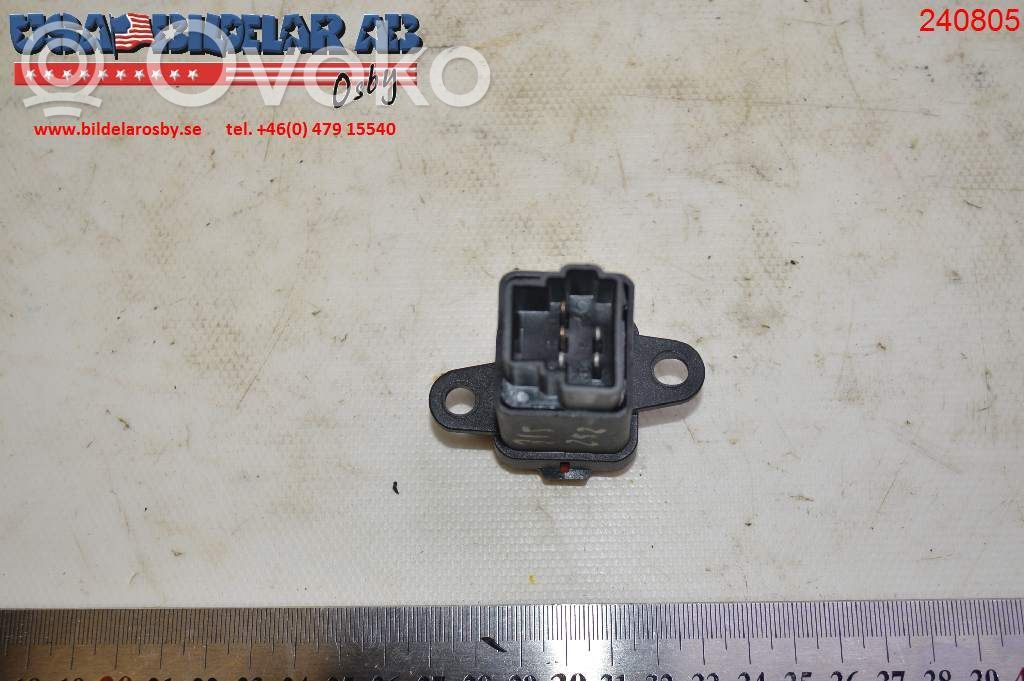 Engine start stop button switch