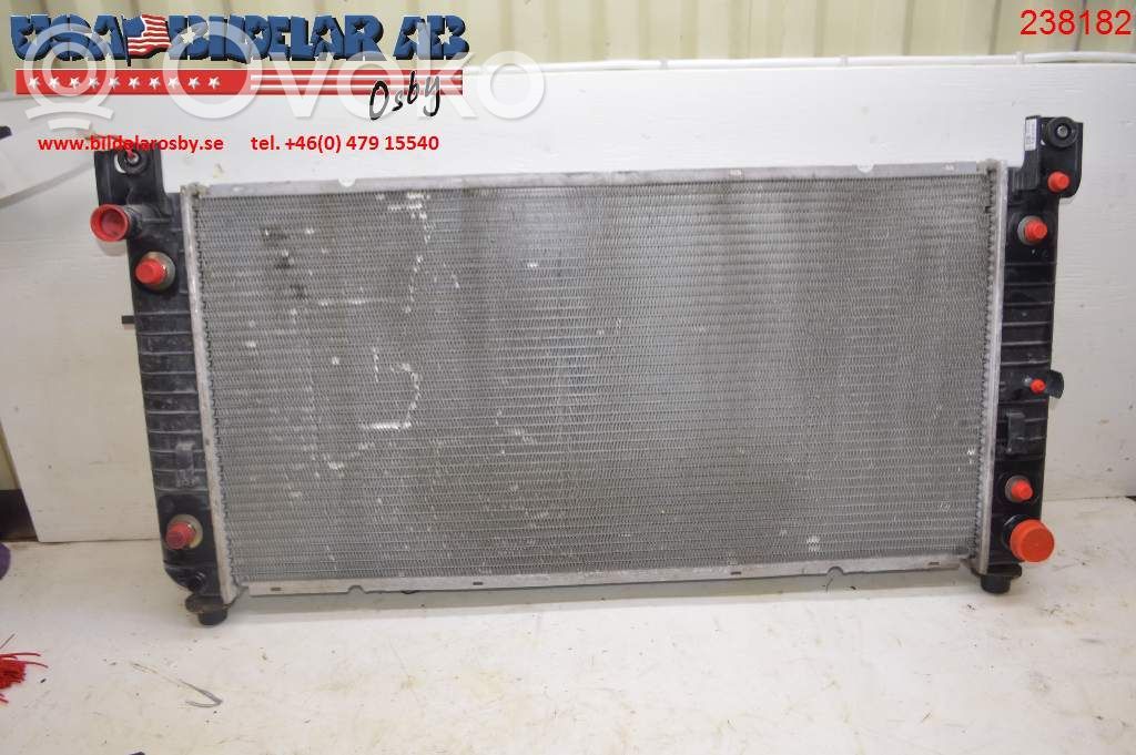 Hummer H2 Coolant radiator 