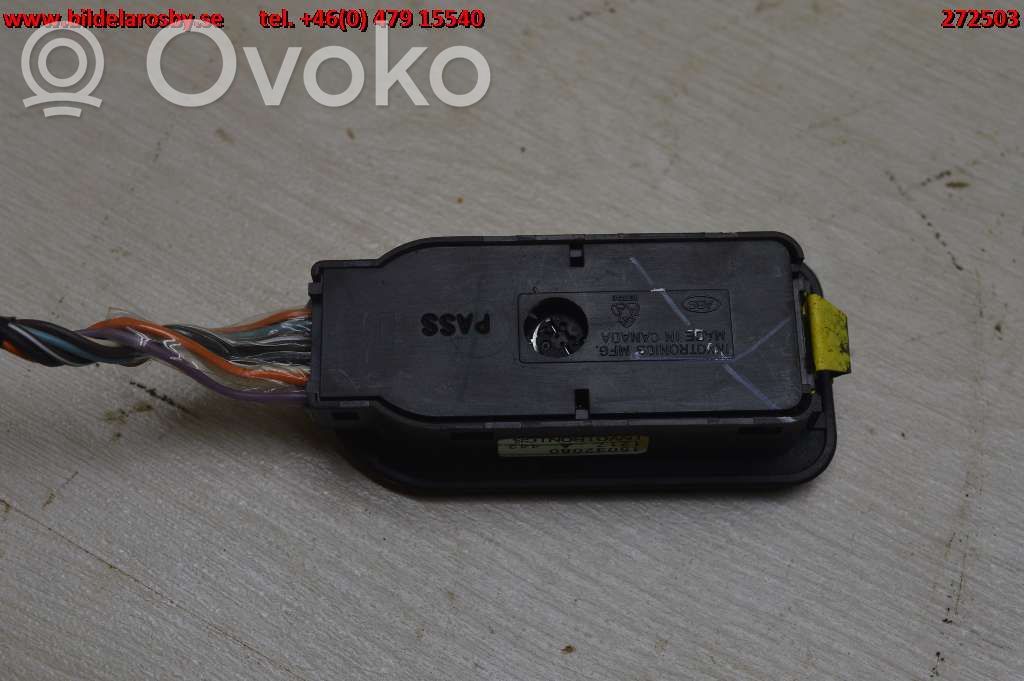 Seat heating switch   15032060