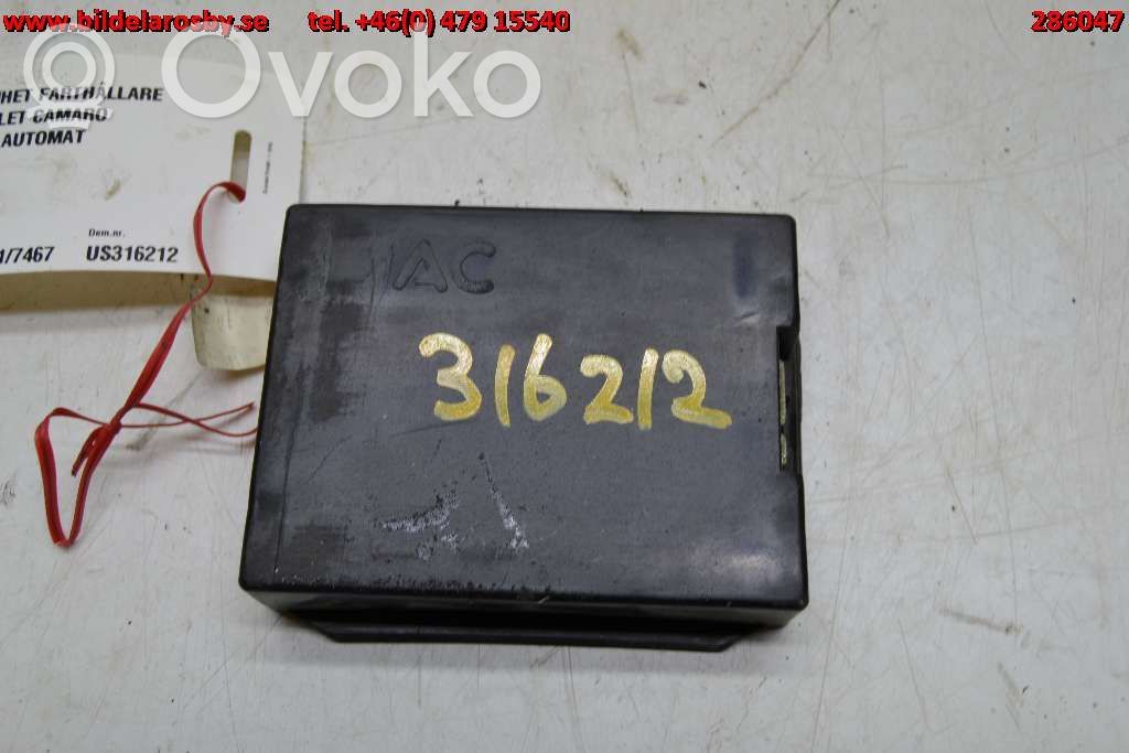 Chevrolet Camaro Cruise control unit/module 