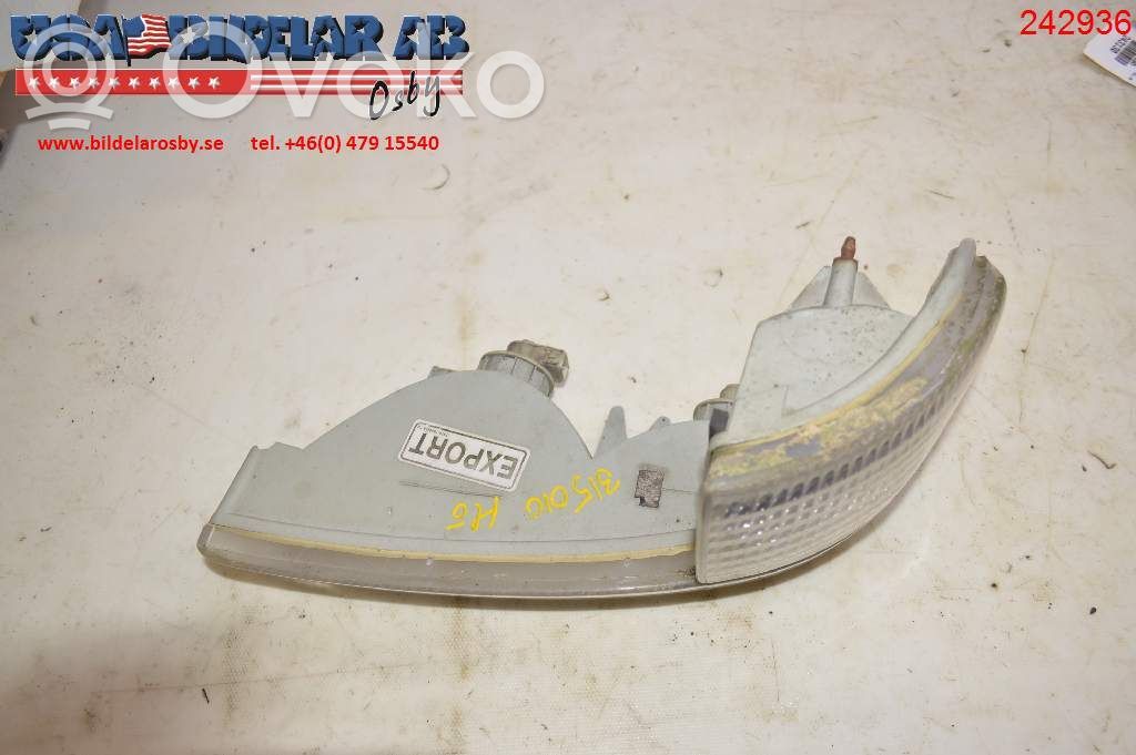 Ford Explorer Front indicator light 