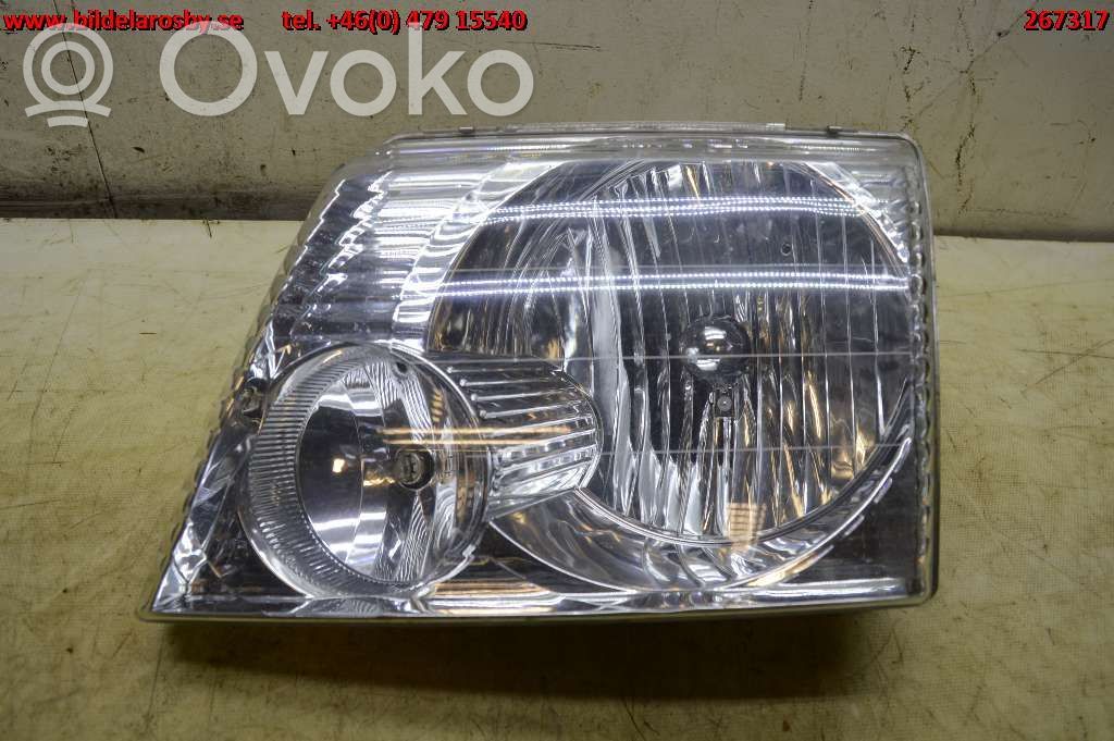 Ford Explorer Priekšējais lukturis 