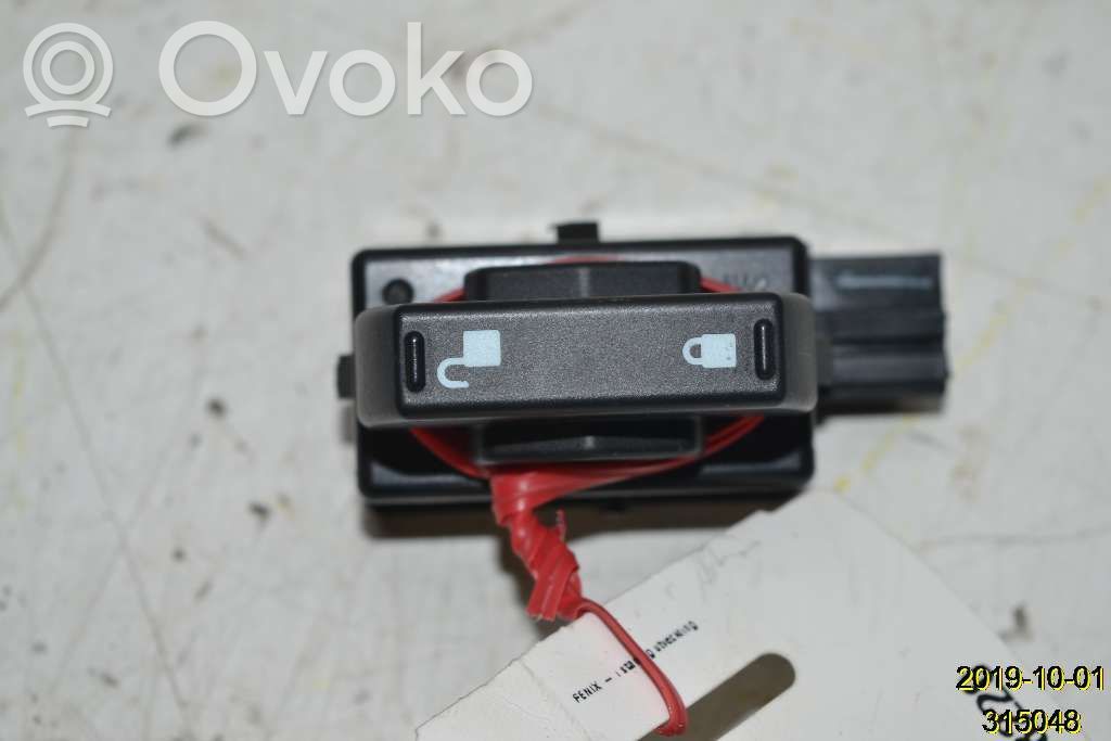 Central locking switch button   AL8T14963AAW